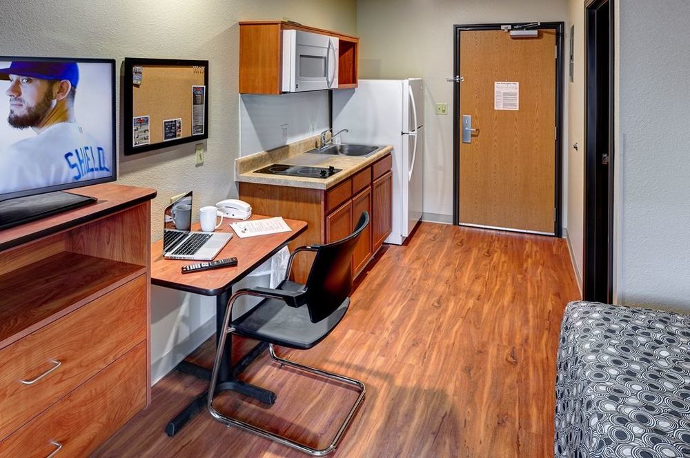 Extended Stay America Select Suites - Wichita - North Zimmer foto